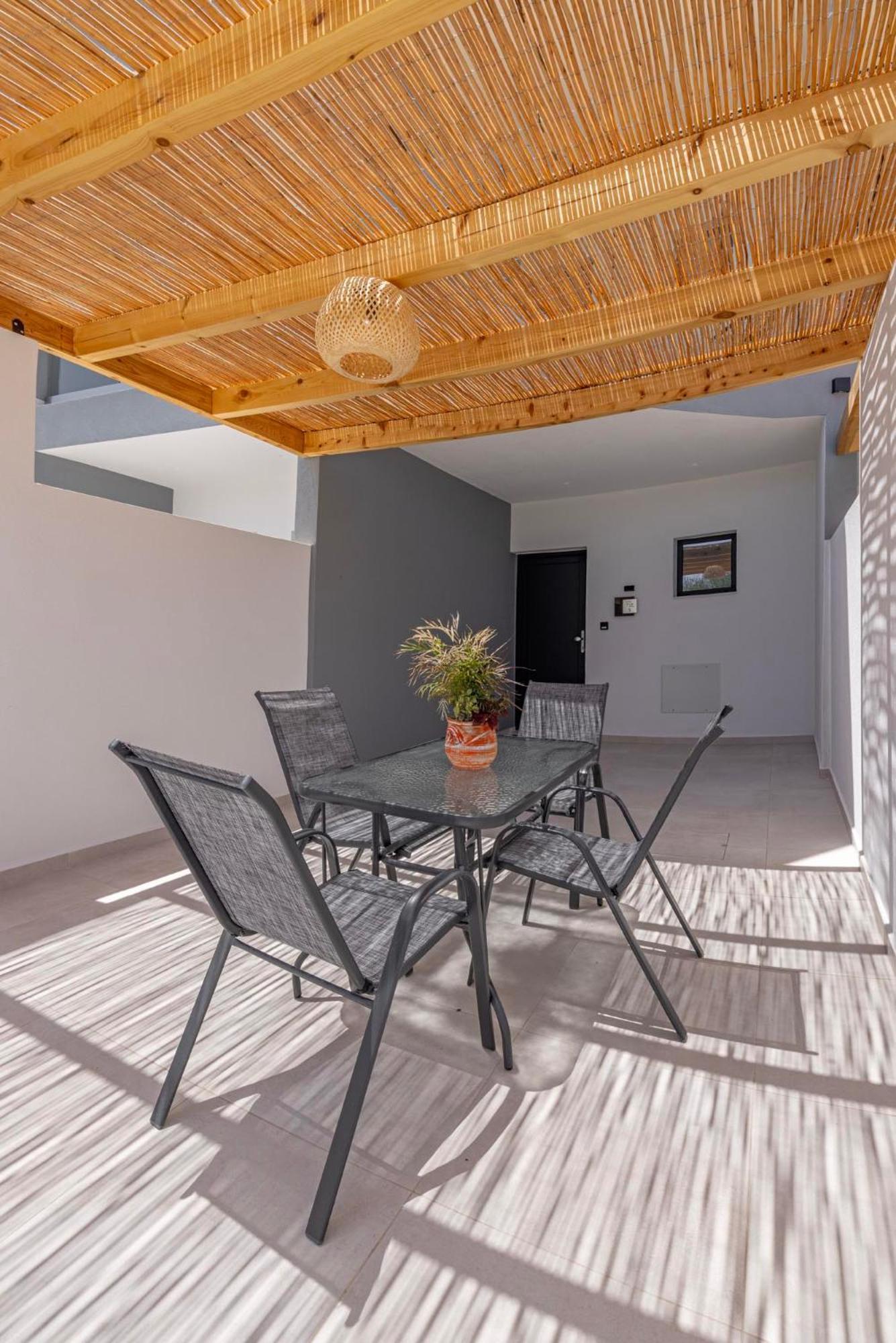 Tota Suites Афанту Екстериор снимка